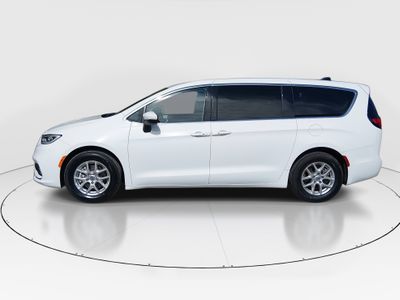 2023 Chrysler Pacifica — interior view