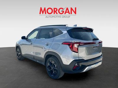 2026 Kia Seltos — engine compartment view
