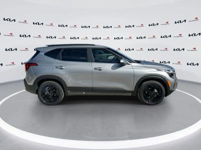 2026 Kia Seltos — photo 9 view