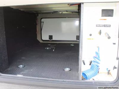2016 Keystone 3591RS — photo 42 view