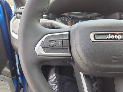 2023 Jeep Compass — photo 28 view
