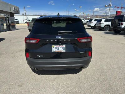 2025 Ford Escape — detail view
