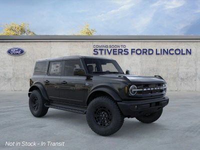 2026 Ford Bronco Outer Banks in Shadow Black — front three-quarter view