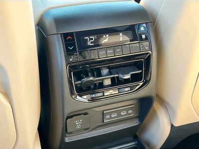 2026 Jeep Grand Cherokee L — photo 26 view