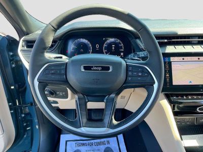 2026 Jeep Grand Cherokee L — photo 11 view