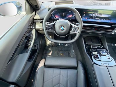 2026 BMW 5 Series — photo 17 view