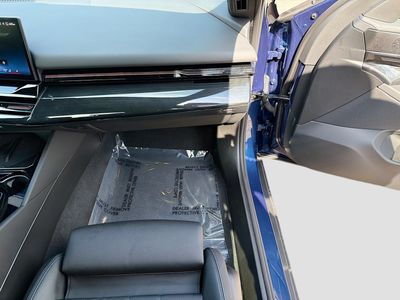 2026 BMW 5 Series — photo 18 view