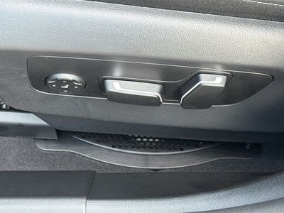 2026 BMW 5 Series — photo 25 view