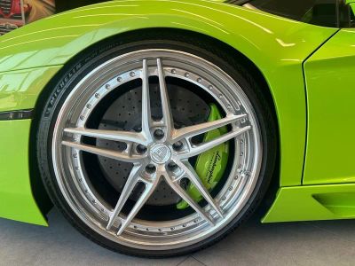 2014 Lamborghini Aventador — photo 8 view