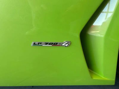2014 Lamborghini Aventador — photo 10 view