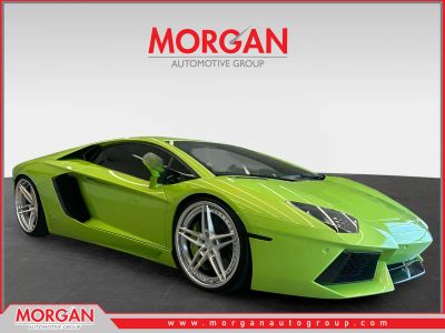 2014 Lamborghini Aventador LP700-4 in Gray — front three-quarter view