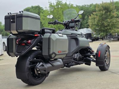 2025 Can-Am Canyon Redrock - Photo 4