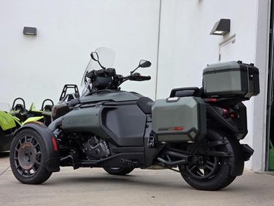 2025 Can-Am Canyon Redrock - Photo 5