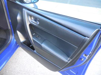 2019 Toyota Corolla — photo 13 view