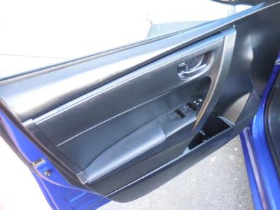 2019 Toyota Corolla — photo 14 view