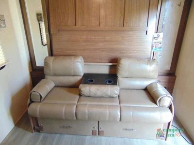 2018 Dutchmen RV Coleman — photo 10 view