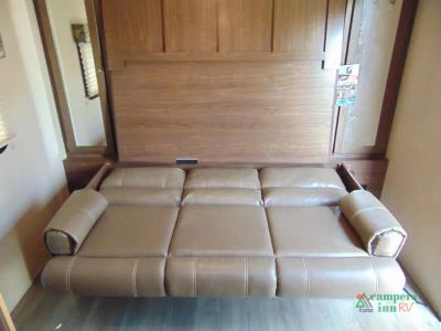 2018 Dutchmen RV Coleman — photo 11 view