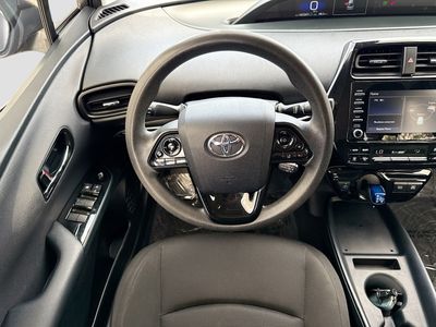 2022 Toyota Prius — photo 16 view