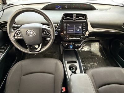2022 Toyota Prius — photo 15 view