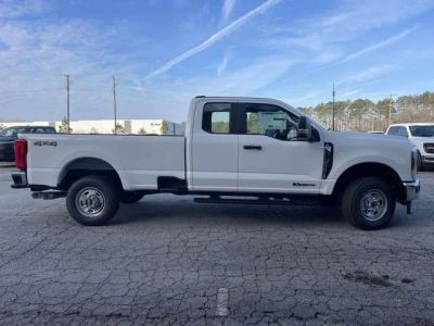 2026 Ford F-350SD - Photo 2
