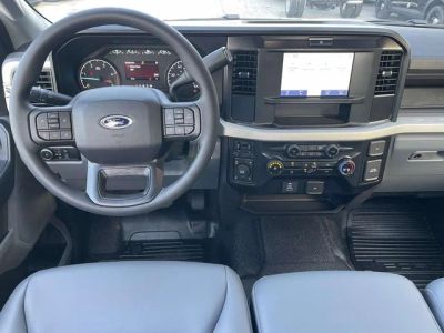 2026 Ford F-350SD - Photo 4