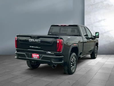 2026 GMC Sierra 3500HD - Photo 6