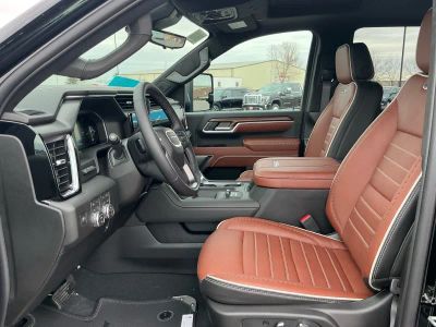 2026 GMC Sierra 3500HD - Photo 10