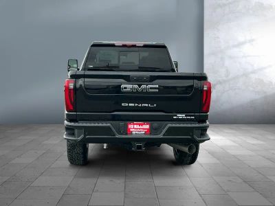 2026 GMC Sierra 3500HD - Photo 5