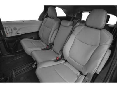 2026 Toyota Sienna - Photo 12
