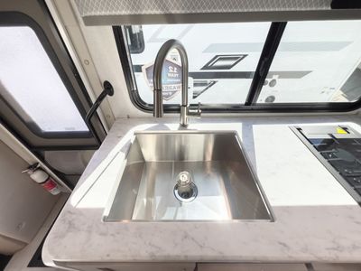 2026 Thor Motor Coach CHATEAU - Photo 9