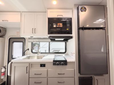 2026 Thor Motor Coach CHATEAU - Photo 8