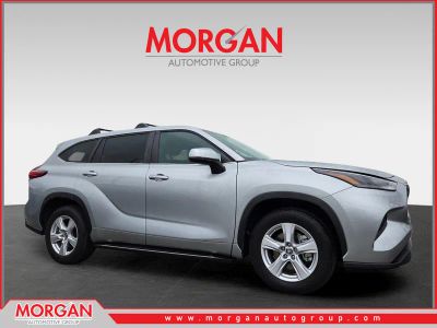 2023 Toyota Highlander L in Silver — front three-quarter view