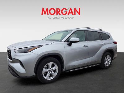 2023 Toyota Highlander — photo 7 view