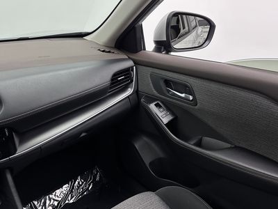 2022 Nissan Rogue - Photo 27