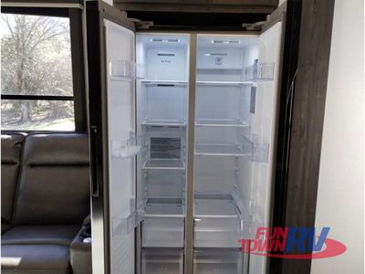 2025 Keystone RV Fuzion Impact Edition - Photo 24