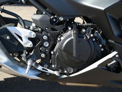 2026 Kawasaki Ninja 500 ABS Metallic Flat Spark Black - Photo 16