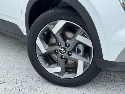 2025 Hyundai Venue - Photo 7
