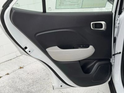 2025 Hyundai Venue - Photo 19