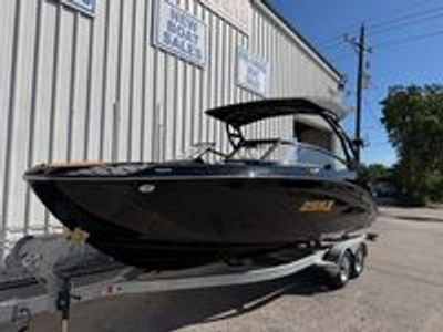 2026 Yamaha 255 XD - Photo 2
