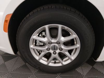 2025 Chrysler Pacifica - Photo 10