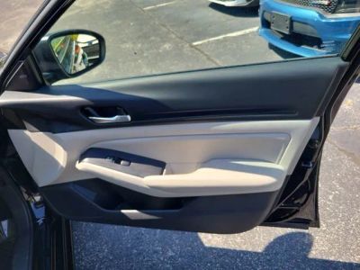 2025 Nissan Altima — photo 32 view