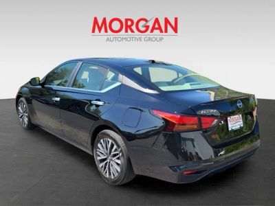 2025 Nissan Altima — rear three-quarter view