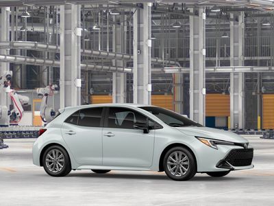 2026 Toyota Corolla Hatchback — photo 13 view