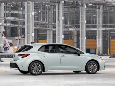 2026 Toyota Corolla Hatchback — photo 11 view