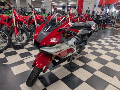 2026 Yamaha YZF-R3 70th Anniversary Edition - Photo 4