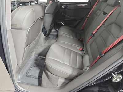 2025 Porsche Macan - Photo 24