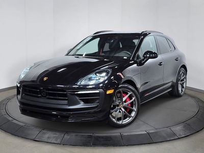 2025 Porsche Macan - Photo 1