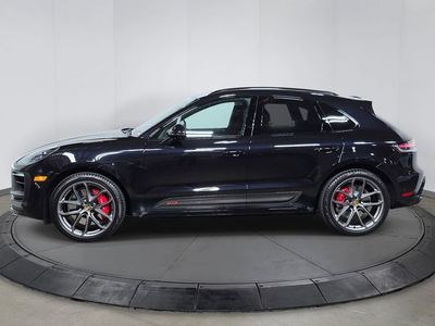 2025 Porsche Macan - Photo 2