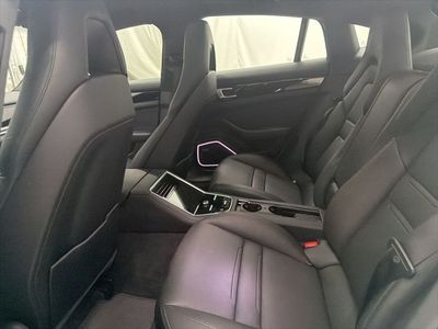 2021 Porsche Panamera - Photo 21
