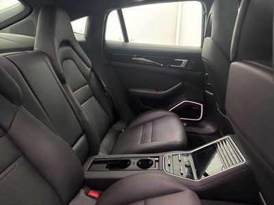 2021 Porsche Panamera - Photo 27